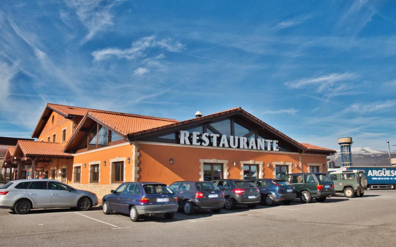 Reinosa Atalaya-La Vega Hotel Kültér fotó
